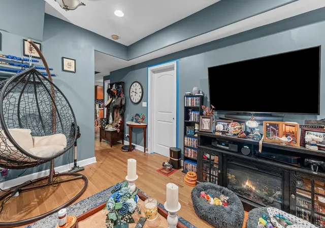 Photo 4 of Condo for sale at 1654 W Farwell Ave #GJ, Chicago, IL 60626 | MLS# 12776926 | Listing updated on 2026-10-07