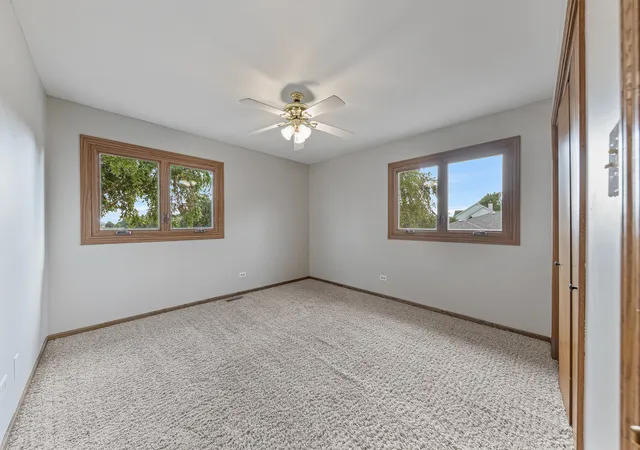 Photo 4 of Single family home for sale at 1761 Pheasant Ln, New Lenox, IL 60451 | MLS# 12776927 | Listing updated on 2026-10-11