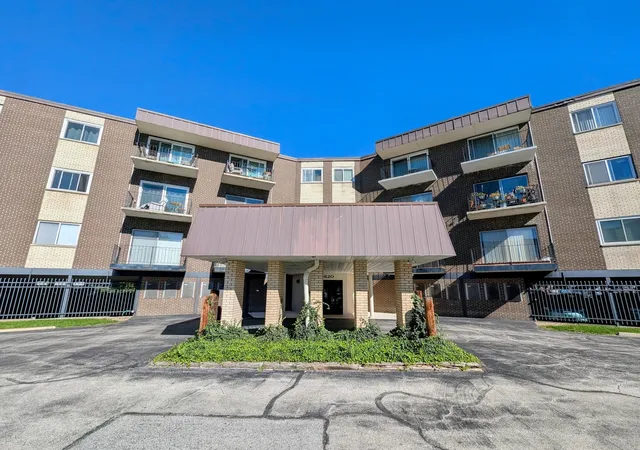 9820 S Pulaski Rd, 9820 S Pulaski Rd, Oak Lawn, IL 60453