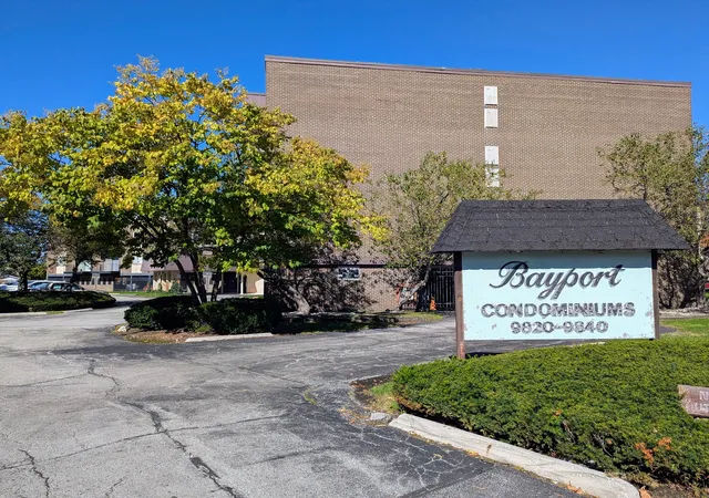 Photo 3 of Condo for sale at 9820 S Pulaski Rd #106, Oak Lawn, IL 60453 | MLS# 12776950 | Listing updated on 2026-10-15