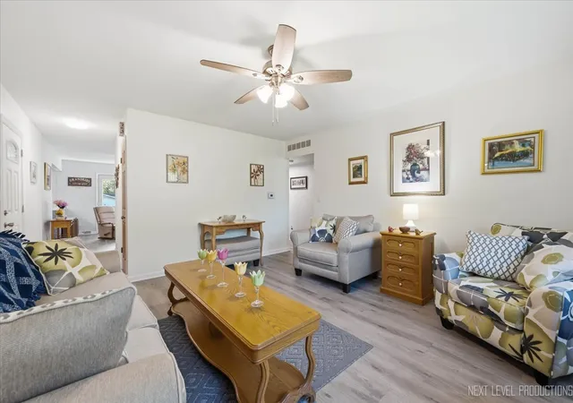 Photo 4 of Single family home for sale at 410 Harmony Dr, North Aurora, IL 60542 | MLS# 12776953 | Listing updated on 2026-10-07