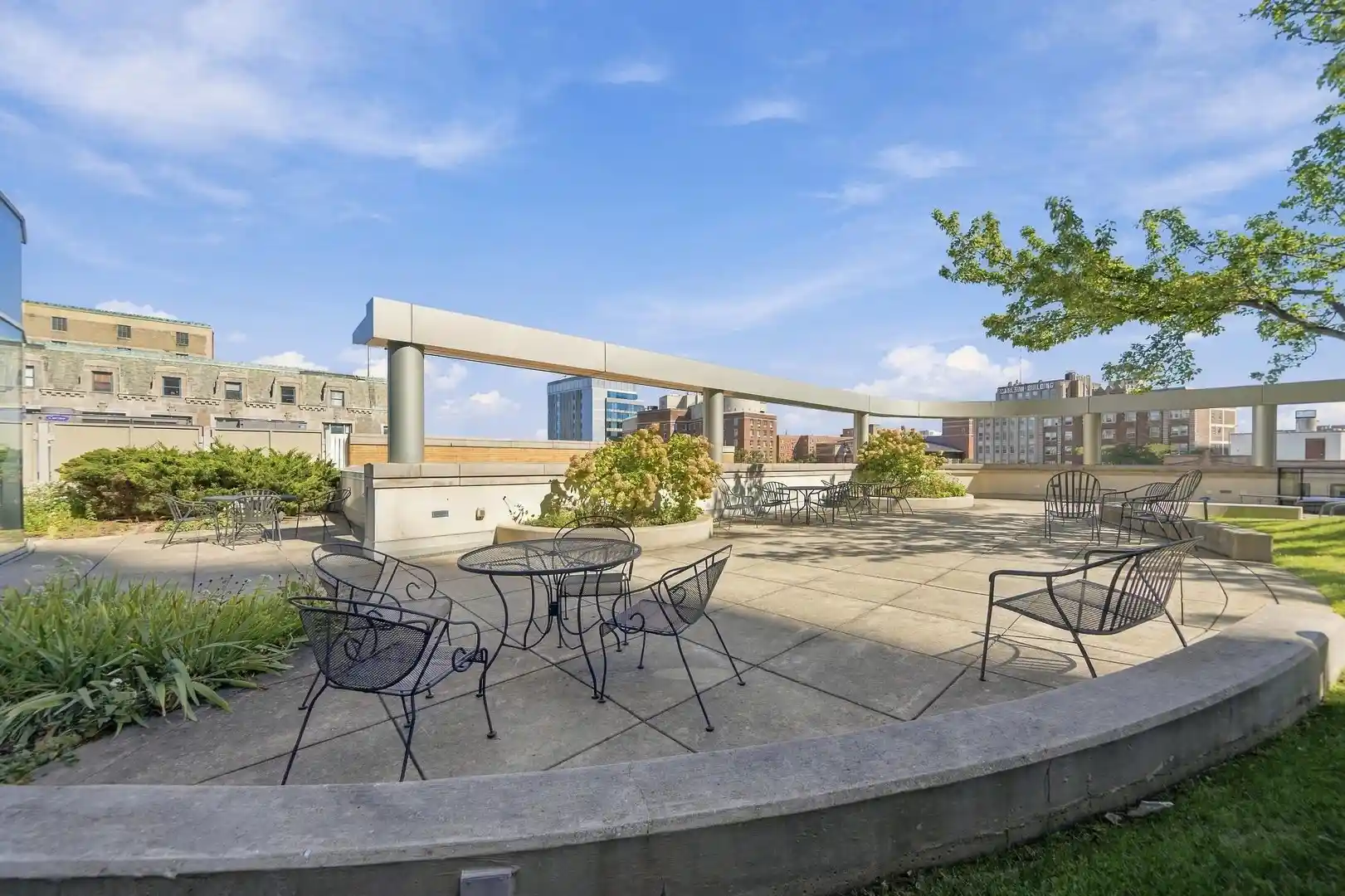 Listing Photo 21 - Condo for sale in 807 Davis St located at 807 Davis St, Evanston, IL 60201 - Unit #1301
