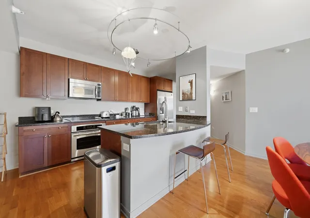 Photo 3 of Condo for sale at 807 Davis St #1301, Evanston, IL 60201 | MLS# 12776957 | Listing updated on 2026-10-21