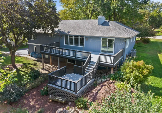Photo 2 of Single family home for sale at 8n627 Gingerwood Ln, Elgin, IL 60124 | MLS# 12776959 | Listing updated on 2026-10-08
