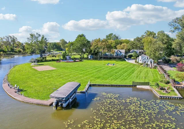 Photo 1 of Single family home for sale at 26137 W Stanton Bay Rd, Ingleside, IL 60041 | MLS# 12776974 | Listing updated on 2026-10-09