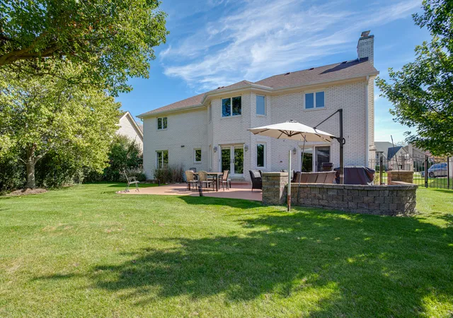 Photo 3 of Single family home for sale at 430 Hillandale Dr, Bartlett, IL 60103 | MLS# 12776988 | Listing updated on 2026-10-09