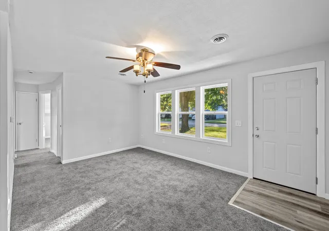 Photo 3 of Single family home for sale at 3914 15th St B St, Moline, IL 61265 | MLS# 12776995 | Listing updated on 2026-10-08
