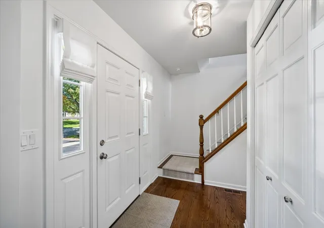 Photo 2 of Single family home for sale at 1709 Ronzheimer Ave, Saint Charles, IL 60174 | MLS# 12777012 | Listing updated on 2026-10-09