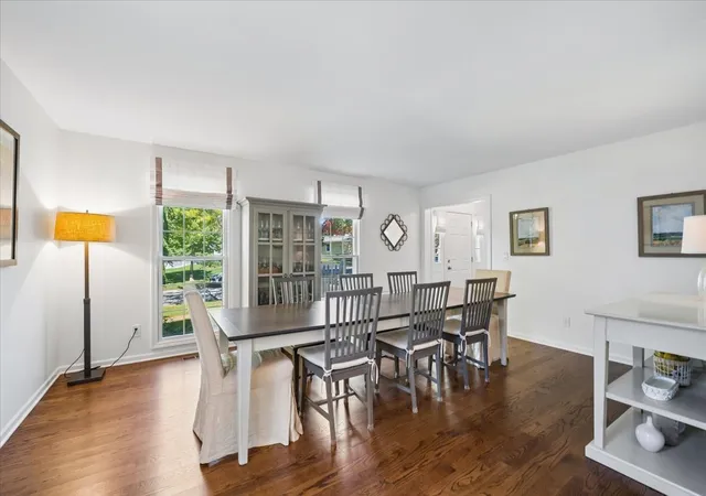 Photo 4 of Single family home for sale at 1709 Ronzheimer Ave, Saint Charles, IL 60174 | MLS# 12777012 | Listing updated on 2026-10-09