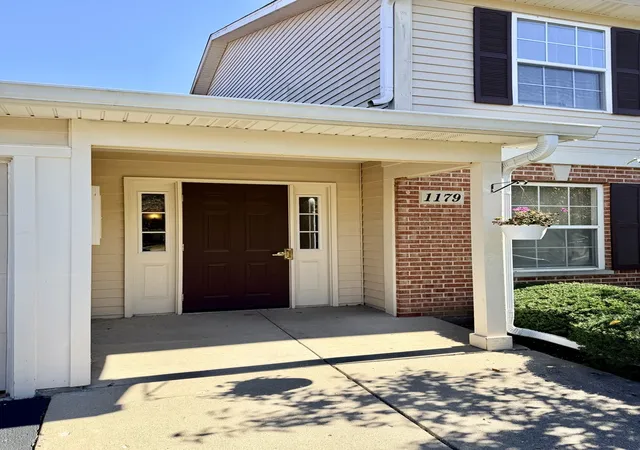 Photo 2 of Condo for sale at 1179 N Village Dr #3, Round Lake Beach, IL 60073 | MLS# 12777019 | Listing updated on 2026-10-06