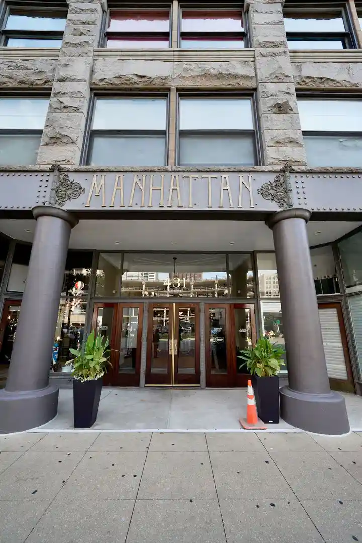 Listing Photo 1 - Condo for sale in 431 S Dearborn St located at 431 S Dearborn St, Chicago, IL 60605 - Unit #1603