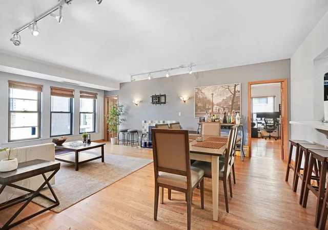 Listing Photo 5 - Condo for sale in building located at 431 S Dearborn St, Chicago, IL 60605 - Unit #1603