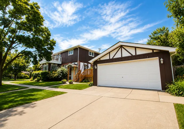 Photo 41 of Single family home for sale at 2269 W 109th Street, Chicago, IL 60643 | MLS# 12777041 | Listing updated on 2026-10-11