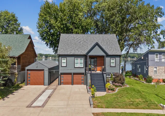 Photo 1 of Single family home for sale at 835 1st Avenue, Hampton, IL 61256 | MLS# 12777058 | Listing updated on 2026-10-05