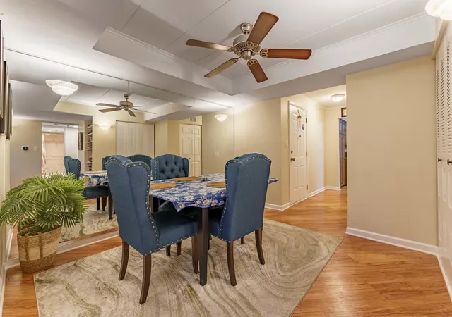Photo 4 of Condo for sale at 915 N York St #404, Elmhurst, IL 60126 | MLS# 12777073 | Listing updated on 2026-10-05