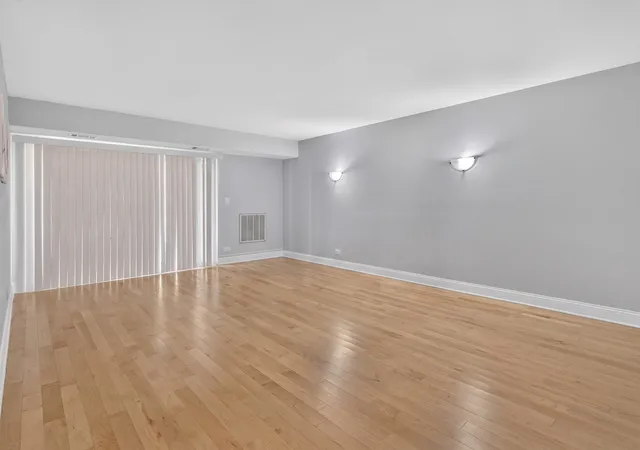 Photo 3 of Condo for sale at 502 W Huntington Cmns Rd #241, Mount Prospect, IL 60056 | MLS# 12777100 | Listing updated on 2026-10-08