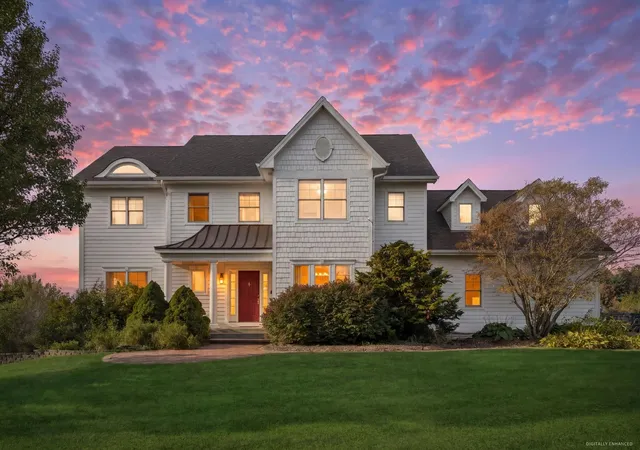 Photo 1 of Single family home for sale at 8702 Mason Hl Rd, Woodstock, IL 60098 | MLS# 12777101 | Listing updated on 2026-10-28