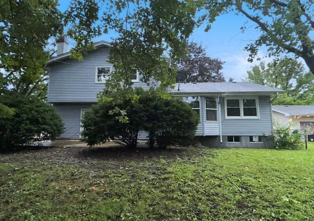 Photo 3 of Single family home for sale at 4308 176th Place, Country Club Hills, IL 60478 | MLS# 12777110 | Listing updated on 2026-10-07
