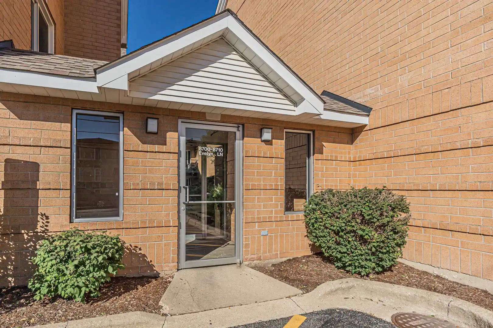 Listing Photo 23 - Condo for sale in 8700 W Evelyn Ln located at 8700 W Evelyn Ln, Chicago, IL 60656 - Unit #204