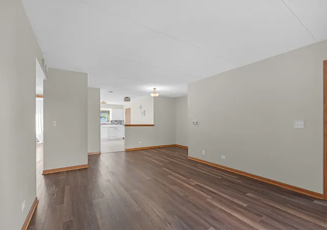 Photo 4 of Condo for sale at 8700 W Evelyn Ln #204, Chicago, IL 60656 | MLS# 12777111 | Listing updated on 2026-10-08