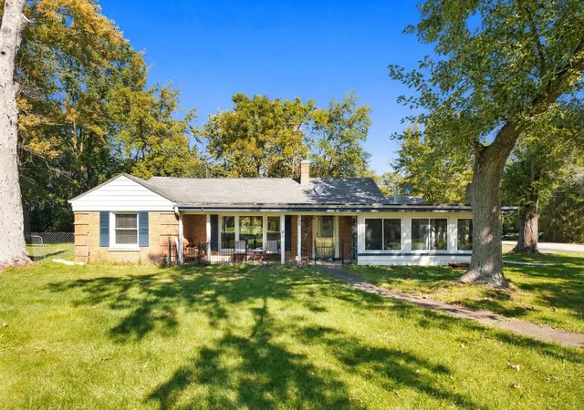 Single family home for sale at 699 Saint Andrews Dr, Crete, IL 60417 | MLS# 12777166