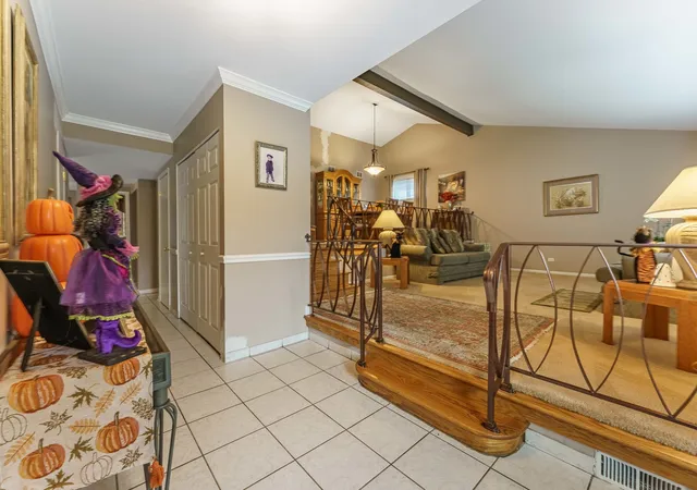 Photo 3 of Single family home for sale at 3n458 Patricia Ln, Elmhurst, IL 60126 | MLS# 12777194 | Listing updated on 2026-10-06