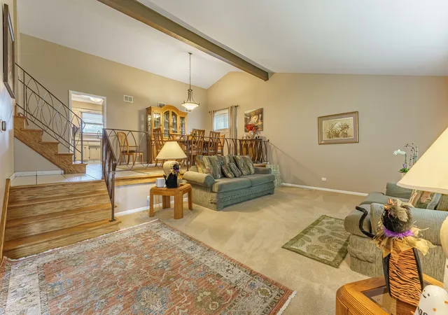 Photo 3 of Single family home for sale at 3n458 Patricia Ln, Elmhurst, IL 60126 | MLS# 12777194 | Listing updated on 2026-10-06