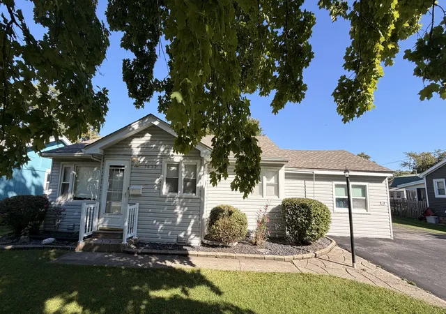 Single family home for sale at 7432 W 109 Street, Worth, IL 60482 | MLS# 12777225
