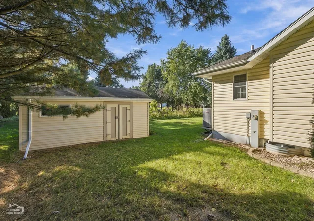 Photo 4 of Single family home for sale at 12201 Jacob Ave, Hebron, IL 60034 | MLS# 12777229 | Listing updated on 2026-10-09