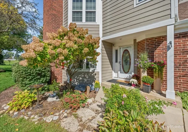 Listing Photo 5 - Condo for sale in building located at 951 Interloch Ct, Algonquin, IL 60102