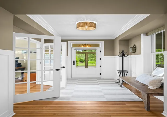 Photo 4 of Single family home for sale at 200 Ranney Ave, Vernon Hills, IL 60061 | MLS# 12777241 | Listing updated on 2026-10-11
