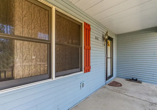 Photo 2 of Single family home for sale at 881 Lake Holiday Dr, Sandwich, IL 60548 | MLS# 12777244 | Listing updated on 2026-10-23