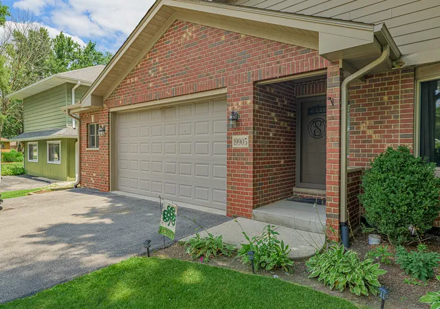 Photo 2 of Single family home for sale at 19905 Center St, Mokena, IL 60448 | MLS# 12777251 | Listing updated on 2026-10-07