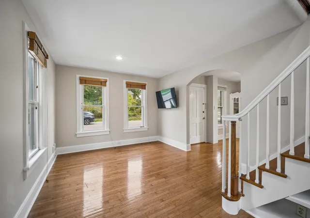 Photo 3 of Single family home for sale at 248 S Water St, Batavia, IL 60510 | MLS# 12777283 | Listing updated on 2026-10-10