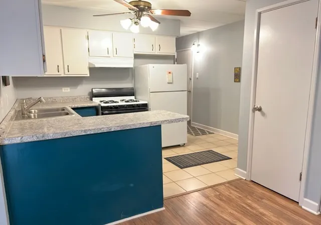 Listing Photo 5 - Condo for sale in building located at 12820 S 71St Ave, Palos Heights, IL 60463 - Unit #101