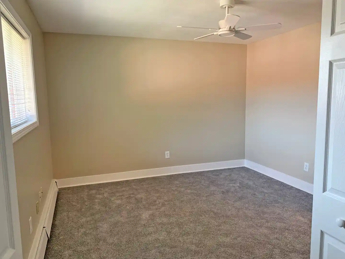 Listing Photo 28 - Condo for sale in 1227 Town Crest Dr located at 1227 Town Crest Dr, New Lenox, IL 60451 - Unit 1227 Town Crst Dr