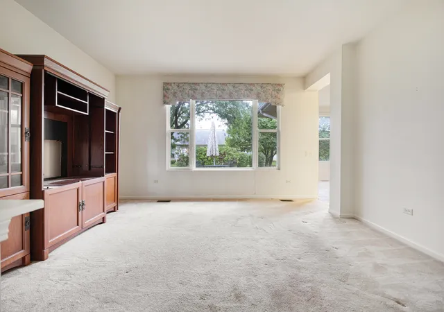 Photo 4 of Single family home for sale at 13199 W Essex Ln, Huntley, IL 60142 | MLS# 12777341 | Listing updated on 2026-10-07