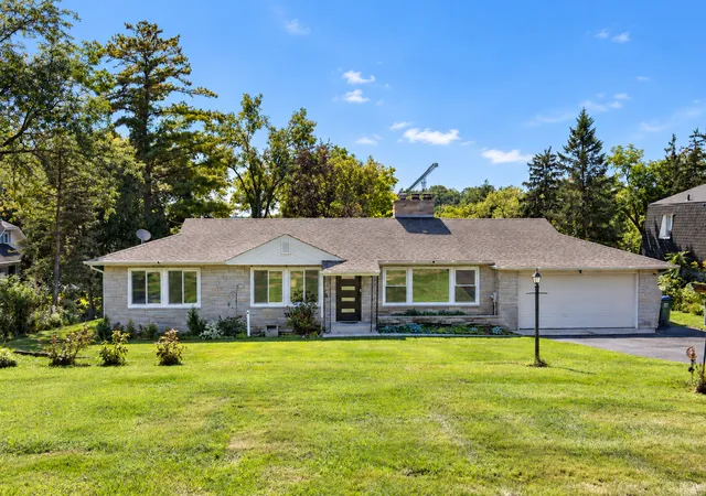 Photo 1 of Single family home for sale at 411 E Main St, Cary, IL 60013 | MLS# 12777344 | Listing updated on 2026-10-07