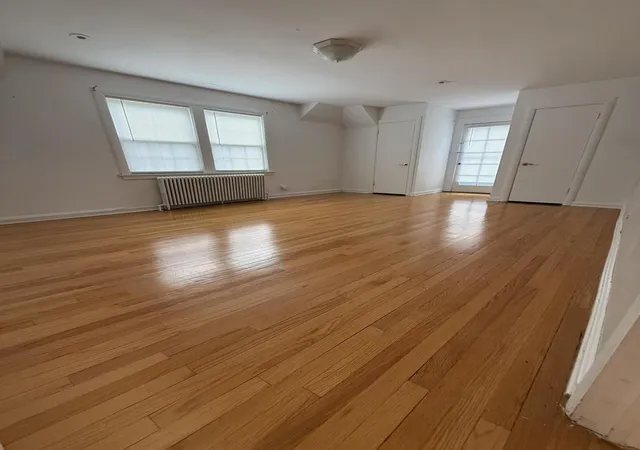 Photo 4 of Single family home for sale at 6800 N Knox Ave, Lincolnwood, IL 60712 | MLS# 12777351 | Listing updated on 2026-10-07
