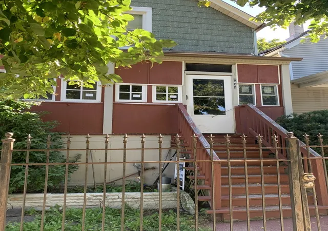 Multi family home for sale at 9231 S Woodlawn Ave, Chicago, IL 60619 | MLS# 12777361