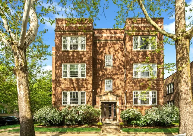 Condo for sale at 5700 N Artesian Ave #1S, Chicago, IL 60659 | MLS# 12777377