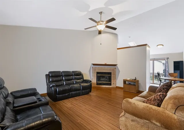 Photo 4 of Townhouse for sale at 1019 Laesch Ave #A, Bloomington, IL 61704 | MLS# 12777396 | Listing updated on 2026-10-20