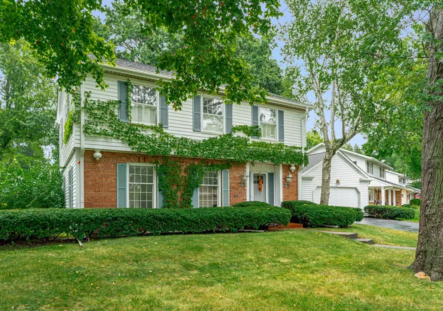 Photo 2 of Single family home for sale at 3125 Spring Lake Dr, Rockford, IL 61114 | MLS# 12777412 | Listing updated on 2026-10-07