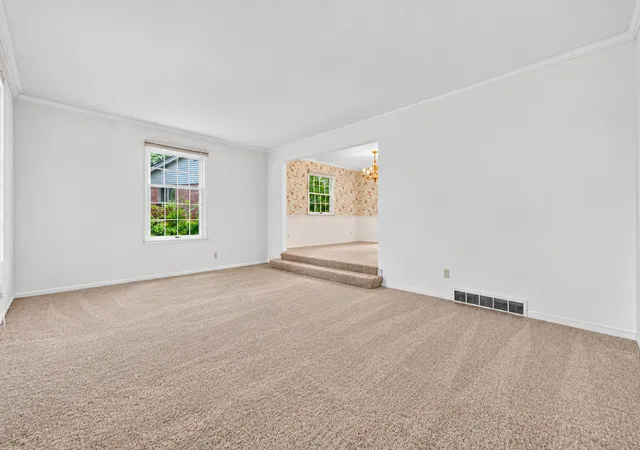 Photo 4 of Single family home for sale at 3125 Spring Lake Dr, Rockford, IL 61114 | MLS# 12777412 | Listing updated on 2026-10-07