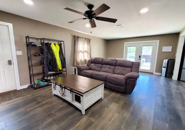 Photo 3 of Single family home for sale at 1445 Tonti St, La Salle, IL 61301 | MLS# 12777485 | Listing updated on 2026-10-05