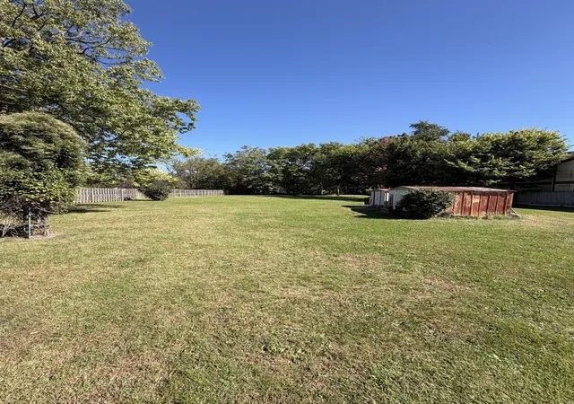 Photo 4 of Single family home for sale at 1715 N Bloomington St, Streator, IL 61364 | MLS# 12777496 | Listing updated on 2026-10-10