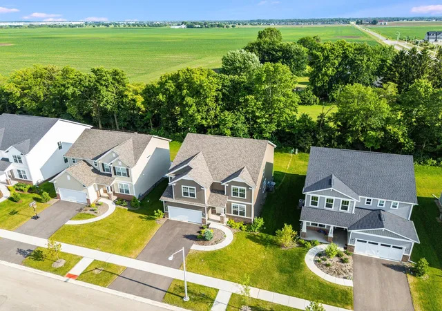 Photo 2 of Single family home for sale at 2225 Bent Grass Way, Bolingbrook, IL 60490 | MLS# 12777522 | Listing updated on 2026-10-05