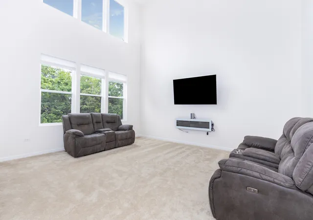 Photo 4 of Single family home for sale at 2225 Bent Grass Way, Bolingbrook, IL 60490 | MLS# 12777522 | Listing updated on 2026-10-05