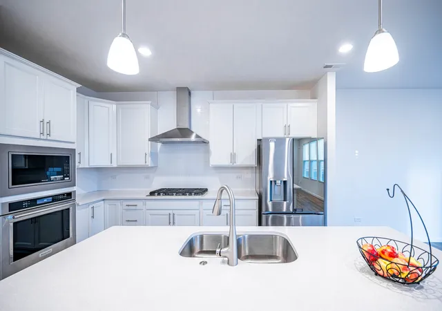 Photo 4 of Single family home for sale at 2544 Talishot Rd, Naperville, IL 60564 | MLS# 12777533 | Listing updated on 2026-10-09