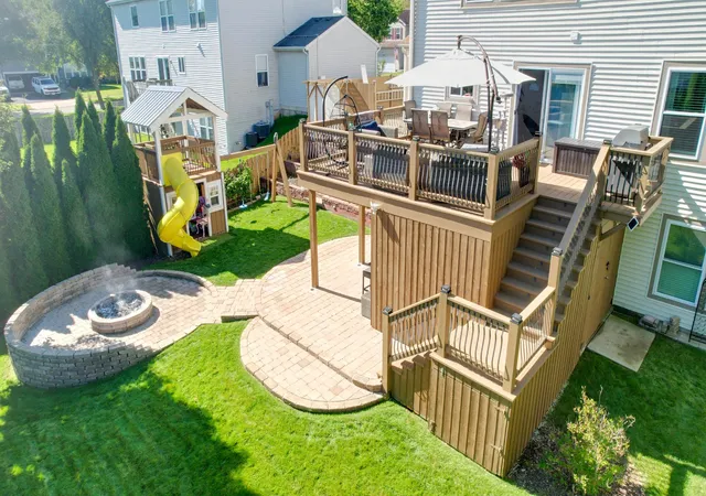 Photo 3 of Single family home for sale at 2002 Kennedy Dr, Mc Henry, IL 60050 | MLS# 12777572 | Listing updated on 2026-10-07